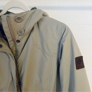 Women’s winter Columbia jacket